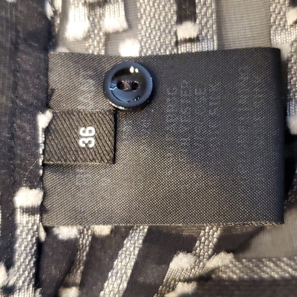 Isabel Marant Split-Neck Ikat-Print Blouse - Picture 16 of 16